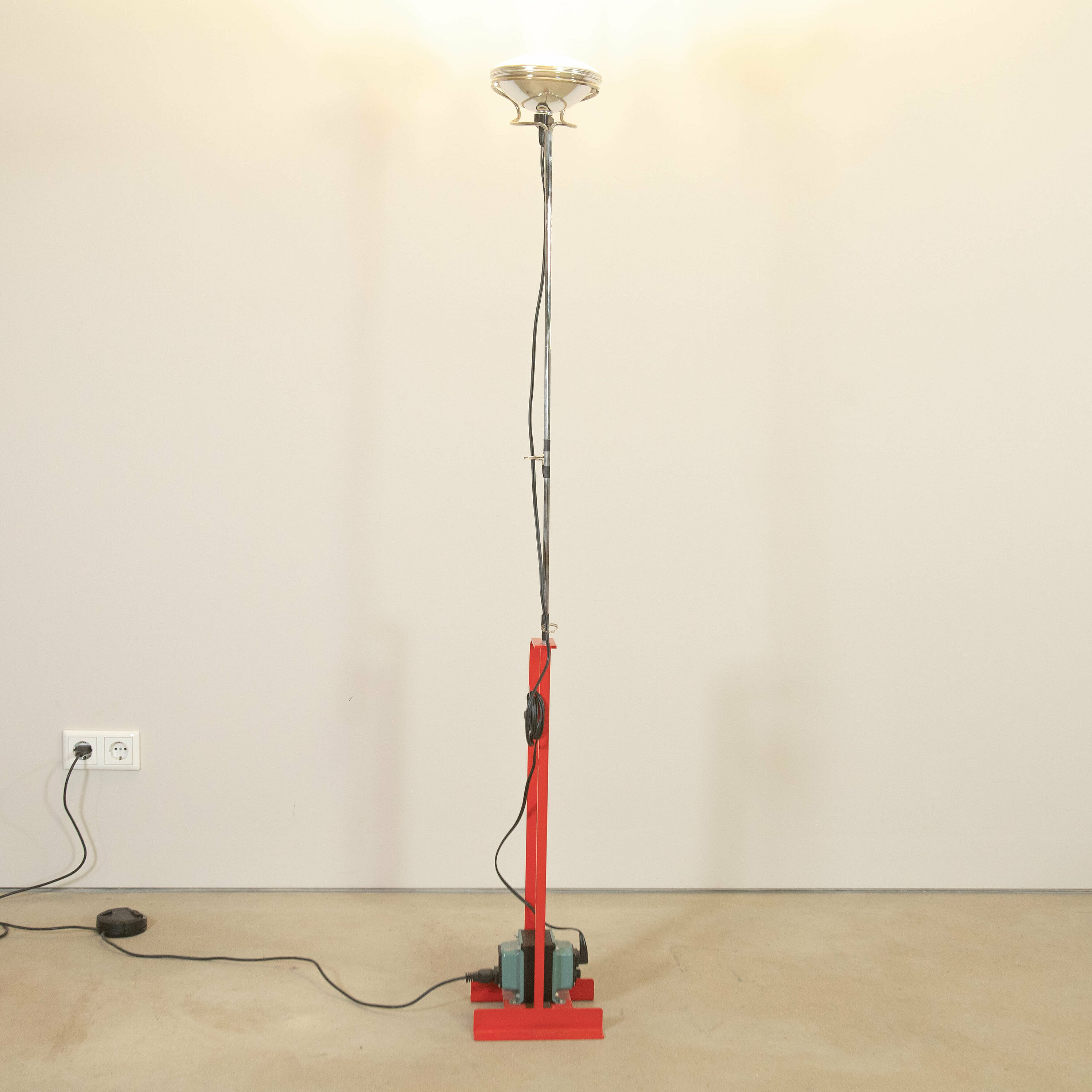 Toio Floor Light By Achille Pier Giacomo Castiglioni For Flos